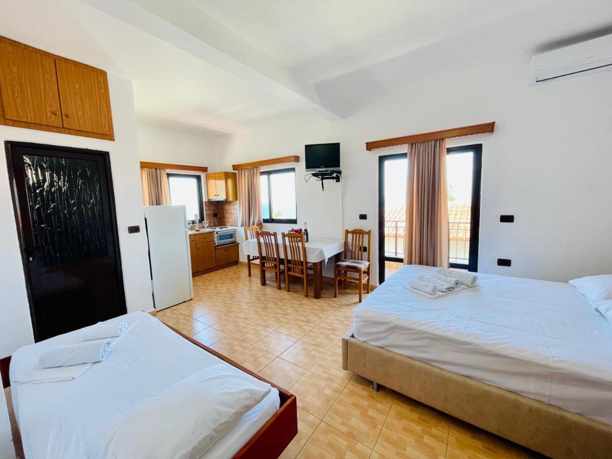 Jico Travel - Bani Apartamento Vlorë