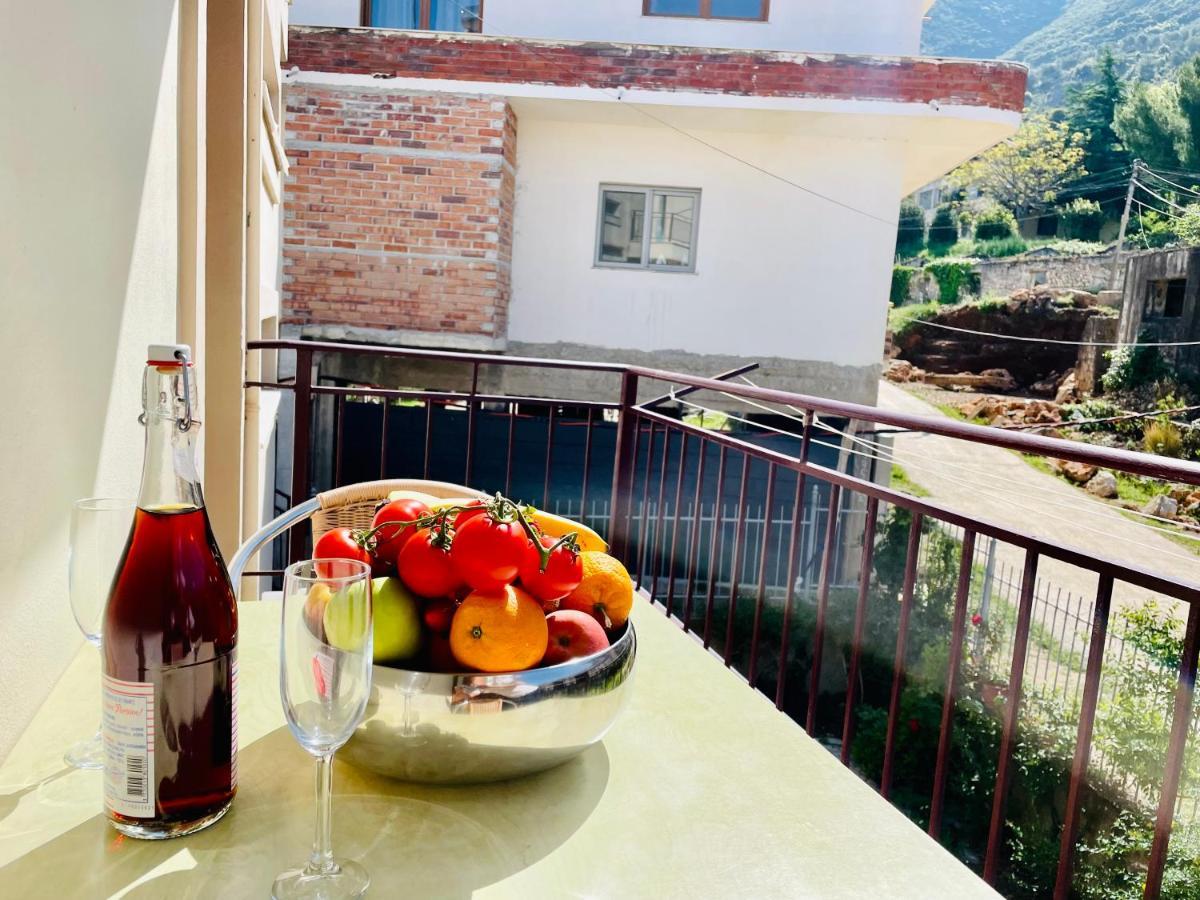 Jico Travel - Bani Apartamento Vlorë